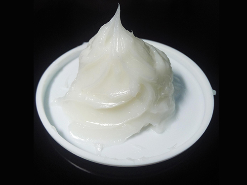 選擇塑膠零件潤滑脂要考慮哪些因素呢？